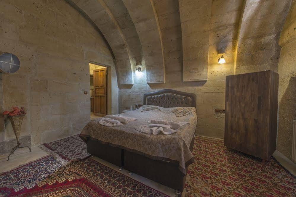 Castle Cave מלון גורמה