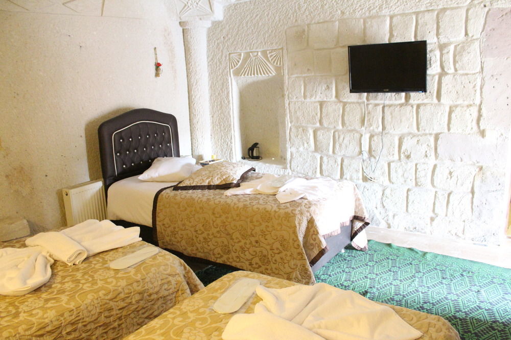 מלון Castle Cave גורמה